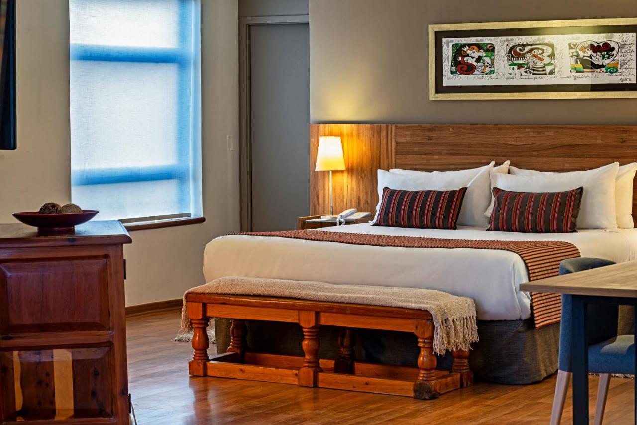 Rugendas Hotel Boutique By Time Santiago Room photo